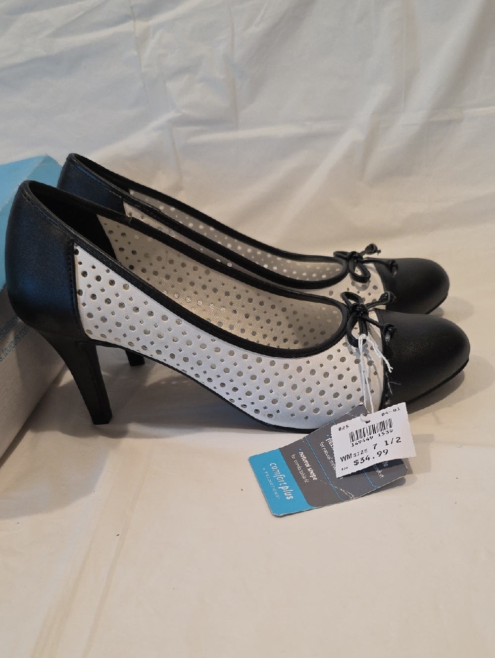 Kacey Black And White Heels Comfort Plus By Predictions Size 7 1/2, New In Box